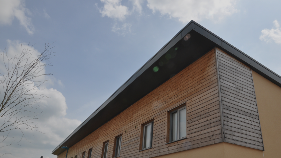 When a coping system sits at one of the most exposed points of a building, wind perform…